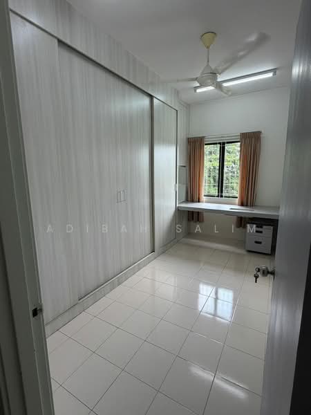 Townhouse for Sale in Bandar Utama (Selangor) - Adibah Salim - Study - PropertyGuru.com.my