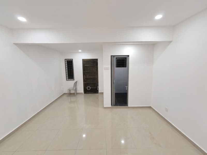2-storey Terraced House for Sale in Bandar Seri Alam (Masai) - Ee Fong Toh - Interior - PropertyGuru.com.my