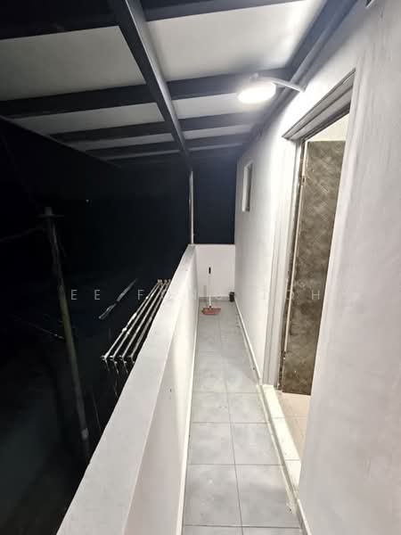2-storey Terraced House for Sale in Bandar Seri Alam (Masai) - Ee Fong Toh - Balcony - PropertyGuru.com.my