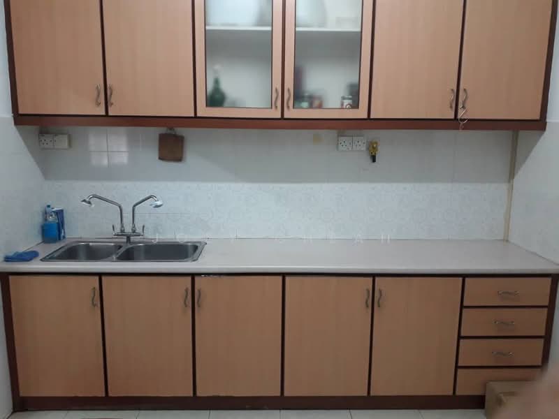 Condominium for Rent at Marina Bay Condominium - Joey Cheah - Kitchen - PropertyGuru.com.my