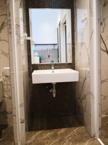 Service Residence for Rent at The Grand Subang Jaya SS13 - Esther Leong - Bathroom - PropertyGuru.com.my