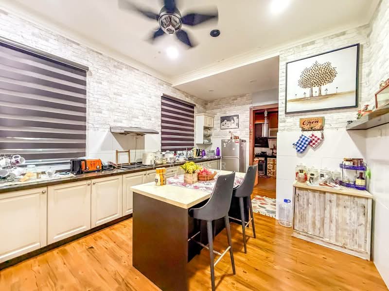 Rumah Berkembar untuk Dijual di Puncak Bestari (Puncak Alam) - BILYA ARIFF - Kitchen - PropertyGuru.com.my