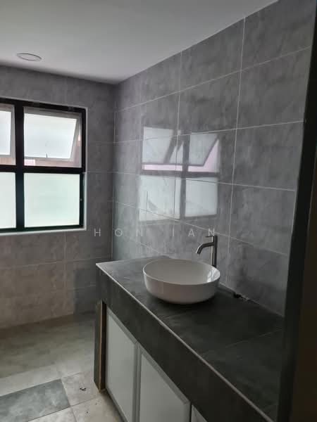 Condominium for Sale at Villa Bukit Tunku - Hon Ian - Bathroom - PropertyGuru.com.my
