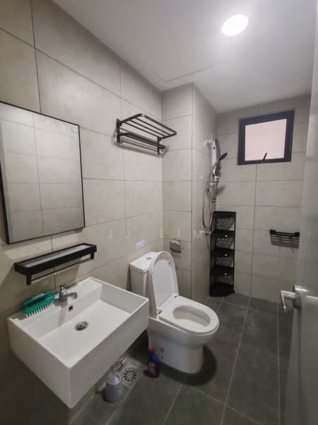 Servis Apartment untuk Disewa di M Luna - JJ Lim - Bathroom - PropertyGuru.com.my