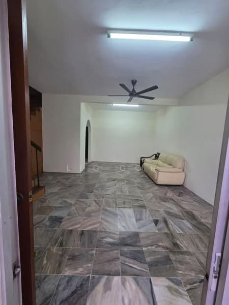 Rumah Teres 2 Tingkat untuk Disewa di Taman Bidara (Seremban) - Leo Goh - Living Room - PropertyGuru.com.my