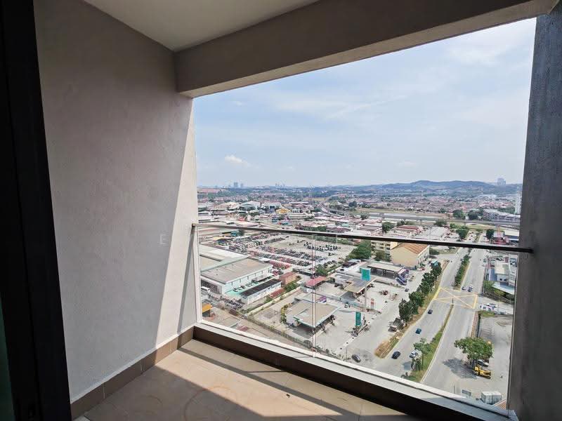 Kediaman Servis untuk Disewa di Univ 360 Place - Evanslee . - Balcony - PropertyGuru.com.my