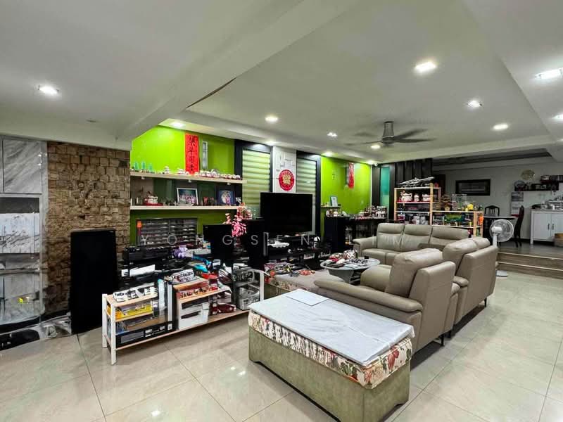 2-storey Terraced House for Sale in Bandar Bukit Tinggi 2 (Klang) - Yongsen Lim - Living Room - PropertyGuru.com.my