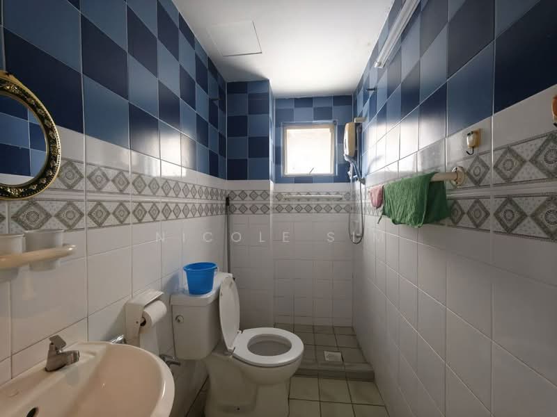 Condominium for Sale at Pandan Puteri - Nicole Sim - Bathroom - PropertyGuru.com.my
