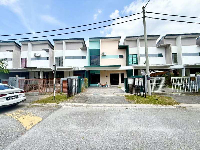 2-storey Terraced House for Sale in Rawang (Selangor) - Nazrin Hakimin - Exterior - PropertyGuru.com.my