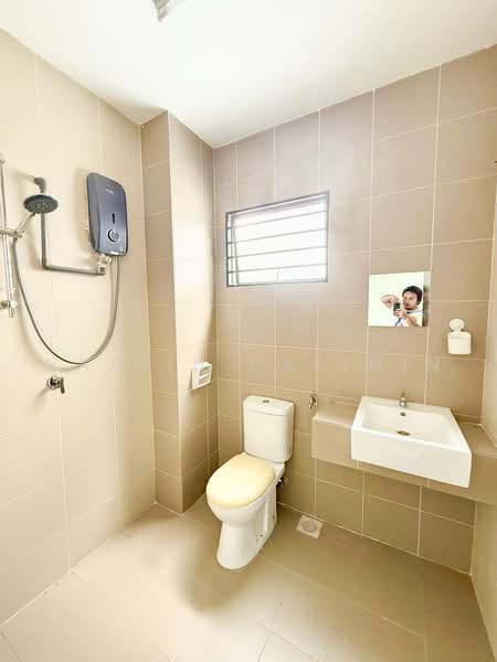 2-storey Terraced House for Sale in Rawang (Selangor) - Nazrin Hakimin - Bathroom - PropertyGuru.com.my