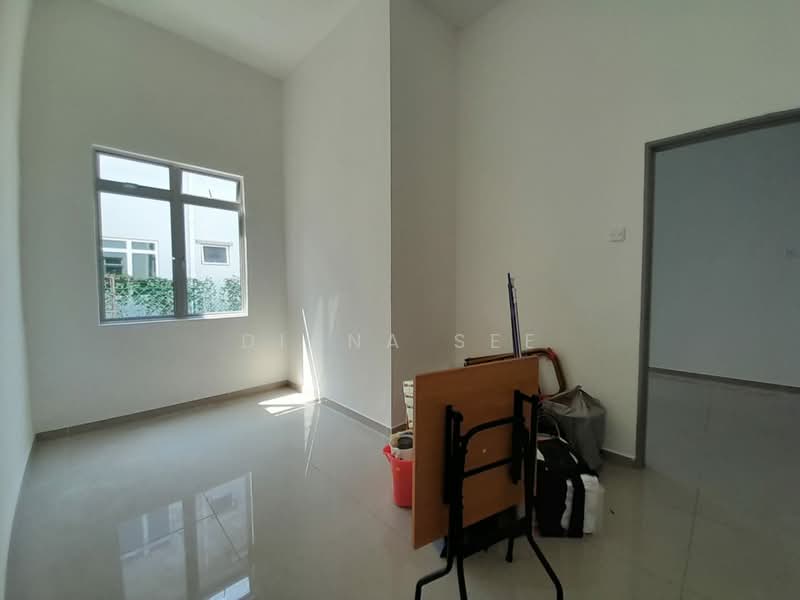 Rumah Teres 2 Tingkat untuk Disewa di Teluk Panglima Garang (Banting) - Diana See - Interior - PropertyGuru.com.my