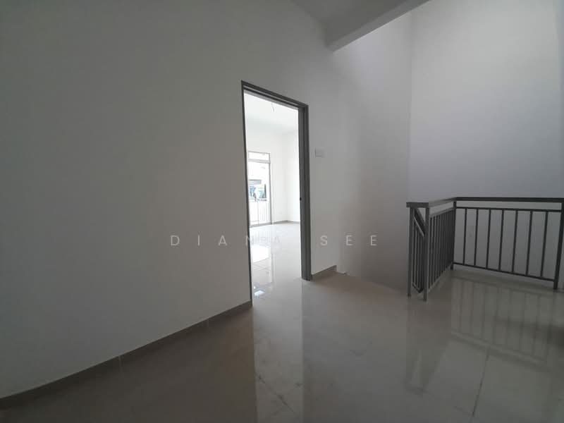 Rumah Teres 2 Tingkat untuk Disewa di Teluk Panglima Garang (Banting) - Diana See - Interior - PropertyGuru.com.my