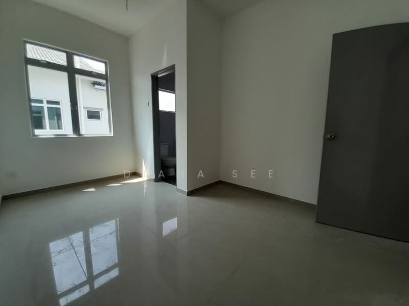 Rumah Teres 2 Tingkat untuk Disewa di Teluk Panglima Garang (Banting) - Diana See - Interior - PropertyGuru.com.my