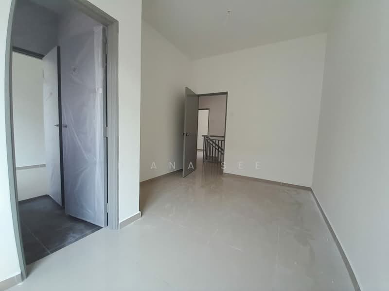 Rumah Teres 2 Tingkat untuk Disewa di Teluk Panglima Garang (Banting) - Diana See - Interior - PropertyGuru.com.my