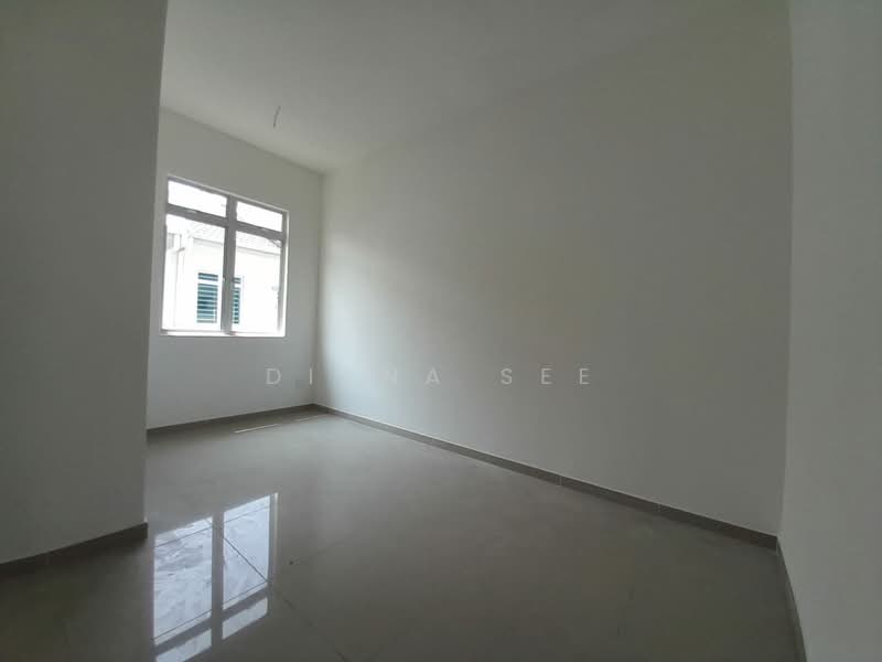 Rumah Teres 2 Tingkat untuk Disewa di Teluk Panglima Garang (Banting) - Diana See - Interior - PropertyGuru.com.my