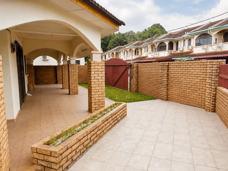 Rumah Teres 2-Tingkat untuk Dijual di Taman Syabas (Ipoh) - Steven . - Exterior - PropertyGuru.com.my
