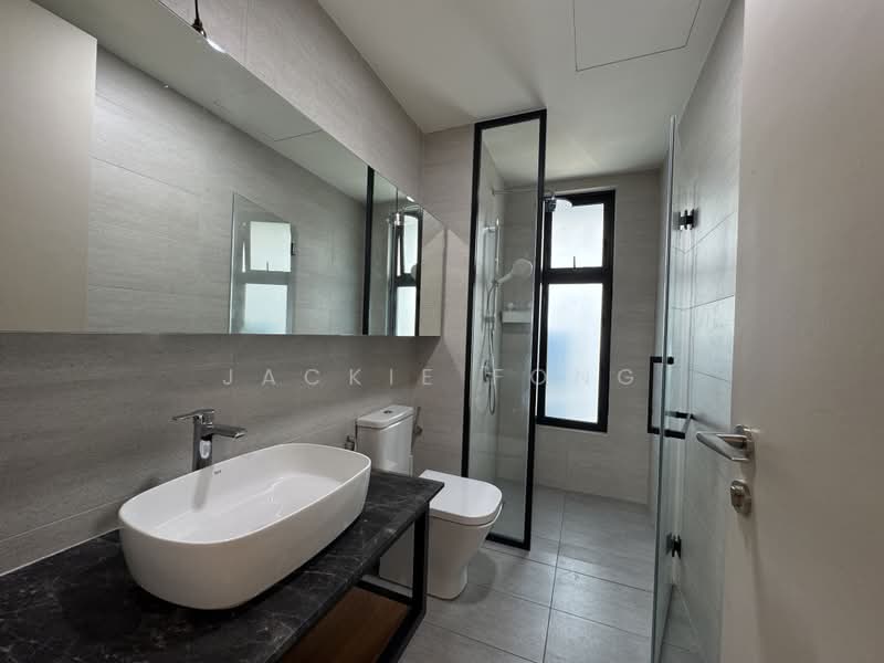Servis Apartment untuk Disewa di Residensi Solaris Parq - Jackie Fong - Bathroom - PropertyGuru.com.my