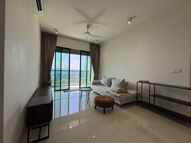 Servis Apartment untuk Disewa di Residensi Solaris Parq - Jackie Fong - Living Room - PropertyGuru.com.my