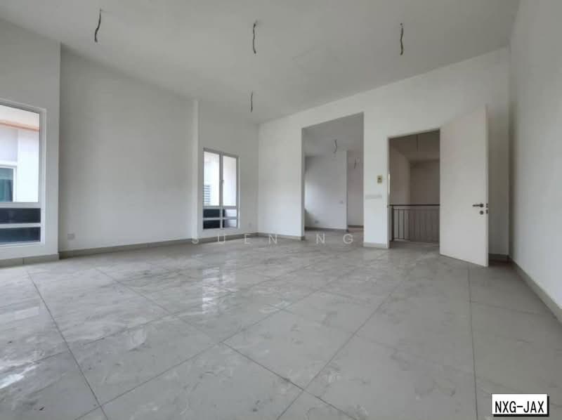 Semi-Detached House for Sale in Setia Damai (Setia Alam) - Suen Ng - Living Room - PropertyGuru.com.my