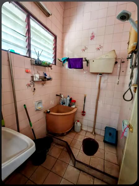Rumah Teres 2 Tingkat untuk Dijual di Sentul (Kuala Lumpur) - Henry Lim - Bathroom - PropertyGuru.com.my