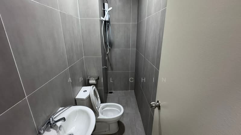 Servis Apartment untuk Disewa di Space Residency - April Chin - Bathroom - PropertyGuru.com.my