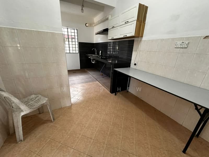 2-storey Terraced House for Rent in Taman Mutiara Rini (Skudai) - Mavis Hew - Kitchen - PropertyGuru.com.my