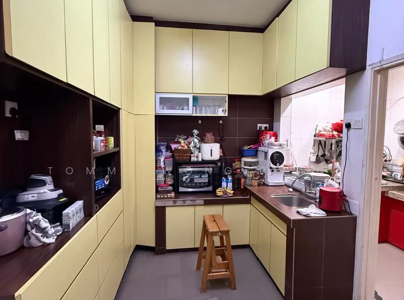 Rumah Teres 2 Tingkat untuk Dijual di Taman Sri Sinar (Segambut) - Tommy Wong Phang - Kitchen - PropertyGuru.com.my