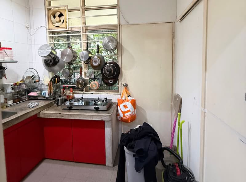Rumah Teres 2 Tingkat untuk Dijual di Taman Sri Sinar (Segambut) - Tommy Wong Phang - Kitchen - PropertyGuru.com.my