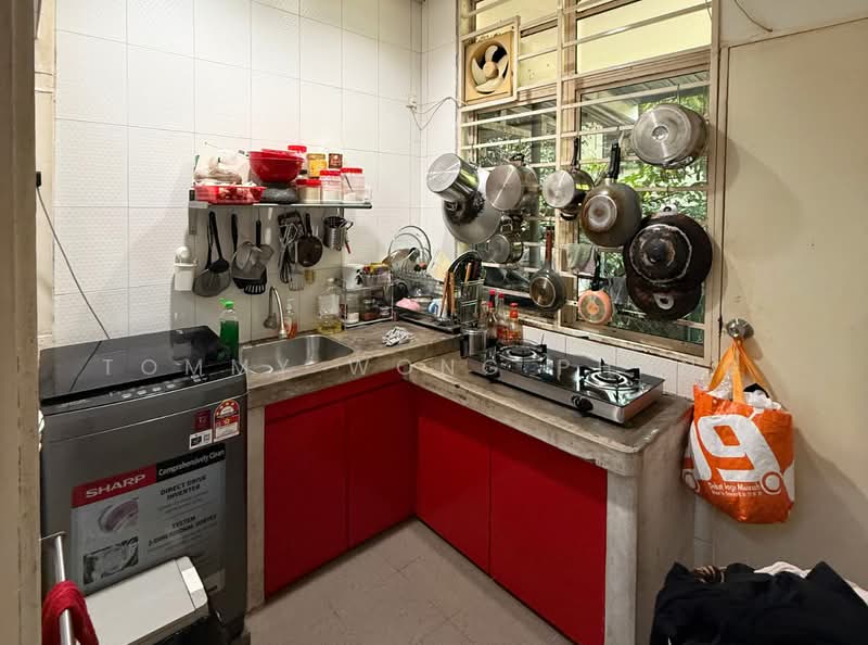 Rumah Teres 2 Tingkat untuk Dijual di Taman Sri Sinar (Segambut) - Tommy Wong Phang - Kitchen - PropertyGuru.com.my