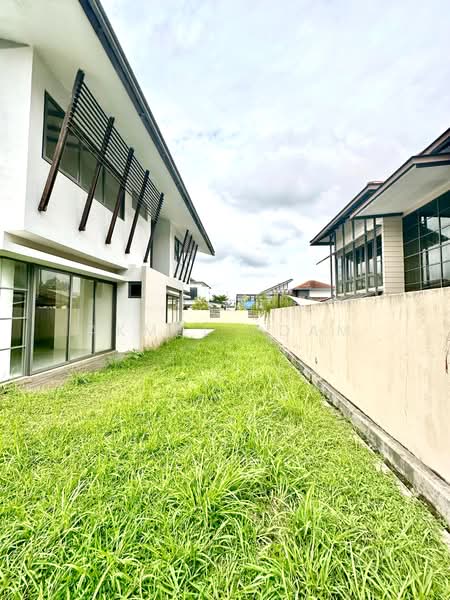 Rumah Banglo untuk Dijual di Bandar Seri Putra (Bangi) - Akmal Adam - Exterior - PropertyGuru.com.my