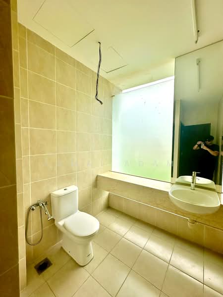Rumah Banglo untuk Dijual di Bandar Seri Putra (Bangi) - Akmal Adam - Bathroom - PropertyGuru.com.my