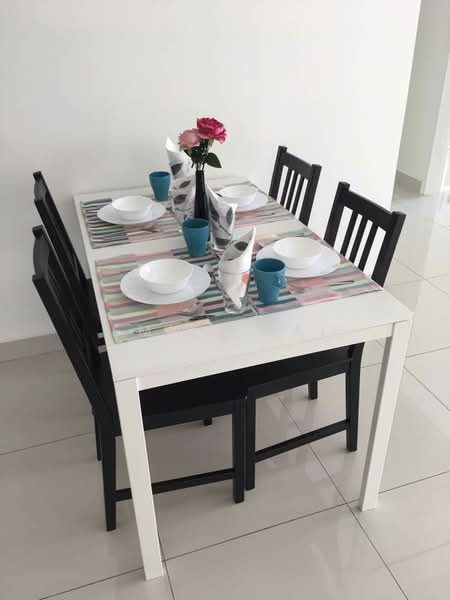 Servis Apartment untuk Disewa di 8 Kinrara - Emily Tai - Dining Room - PropertyGuru.com.my