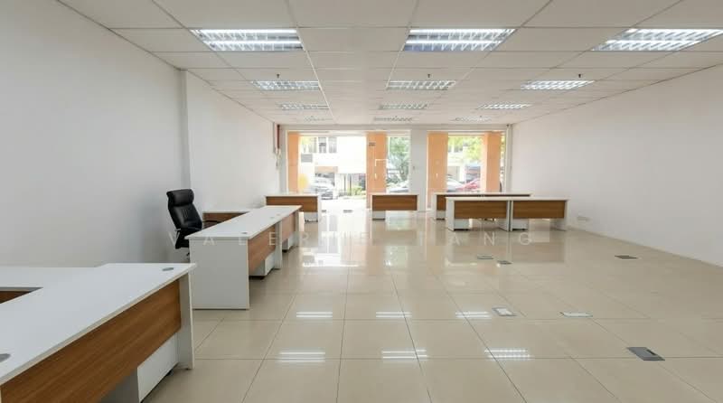 Shop for Sale in Kelana Jaya (Petaling Jaya) - Valerie Tang - Interior - PropertyGuru.com.my