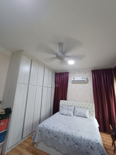 Rumah Berkembar untuk Dijual di Taman Tropika 2 (Kajang) - Adilah Adib - Bedroom - PropertyGuru.com.my