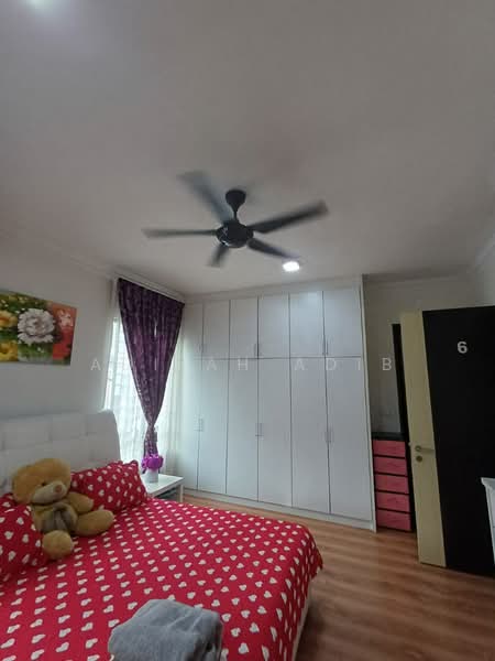 Rumah Berkembar untuk Dijual di Taman Tropika 2 (Kajang) - Adilah Adib - Bedroom - PropertyGuru.com.my
