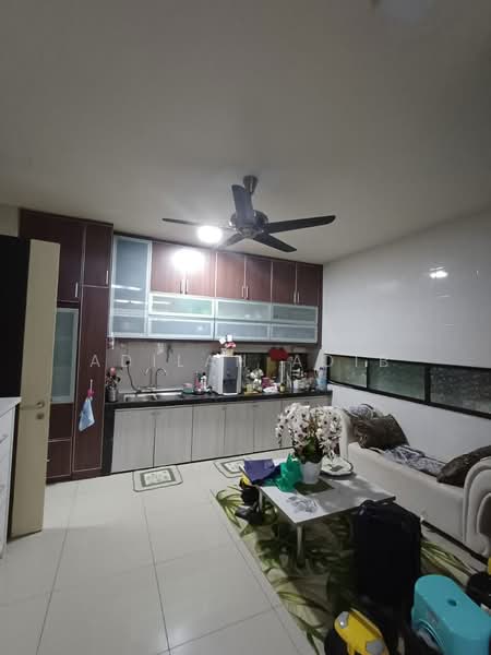 Rumah Berkembar untuk Dijual di Taman Tropika 2 (Kajang) - Adilah Adib - Kitchen - PropertyGuru.com.my