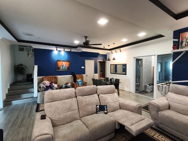 Cluster House for Sale in Sepang (Selangor) - Ashraff Daniel - Living Room - PropertyGuru.com.my