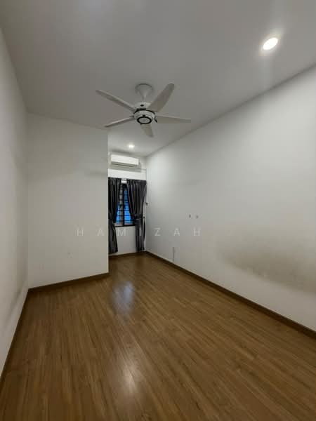 Rumah Teres 2 Tingkat untuk Disewa di Dengkil (Selangor) - Hamizah . - Interior - PropertyGuru.com.my