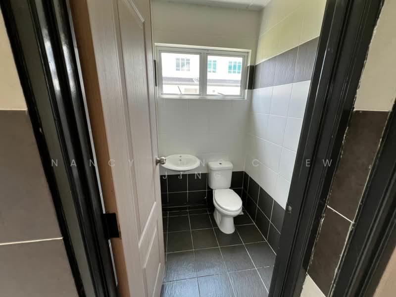 2-storey Terraced House for Sale in Kota Samarahan (Samarahan) - NANCY JONG CHIEW JING - PropertyGuru.com.my