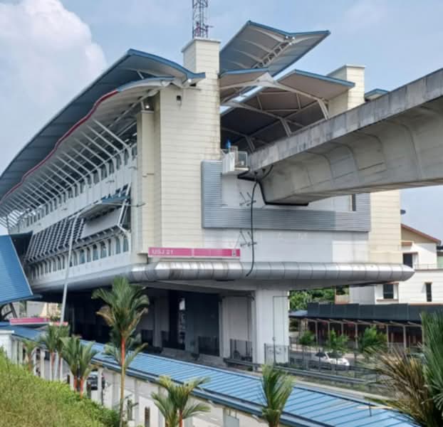Shop for Rent in Usj 21 (Subang Jaya) - Alice Kham - Exterior - PropertyGuru.com.my