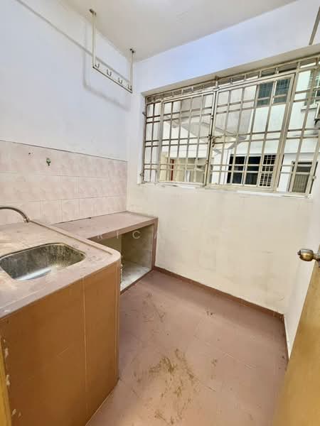 Apartment for Rent at Bayu Puteri 2 - Erica Lim - PropertyGuru.com.my