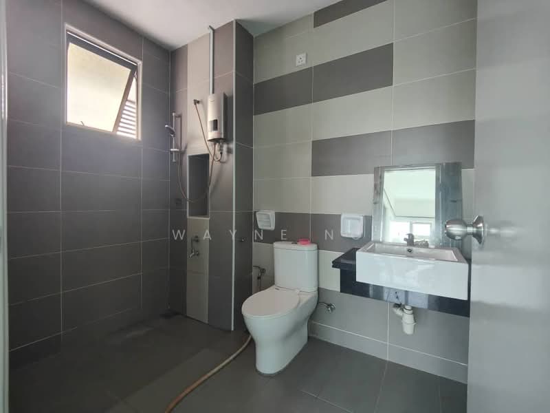 2-storey Terraced House for Sale in Bandar Dato Onn (Tebrau) - Wayne Ng - Bathroom - PropertyGuru.com.my
