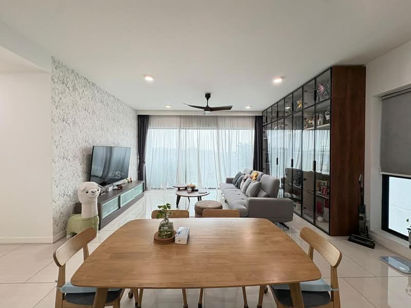 Kondominium untuk Dijual di One Central Park - Steven Lim - Living Room - PropertyGuru.com.my
