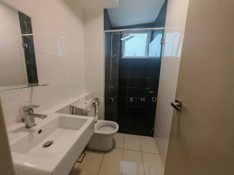 Servis Apartment untuk Disewa di Temasya 8 - Emily Kho - Bathroom - PropertyGuru.com.my
