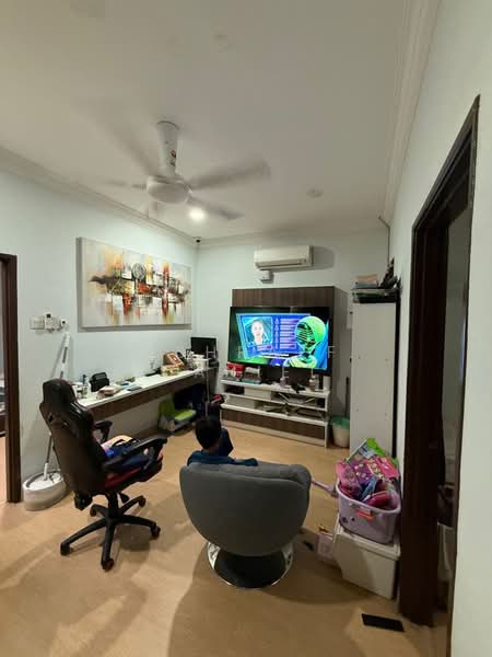 2-storey Terraced House for Sale in Bayu Damansara (Petaling Jaya) - Ashraff Daniel - Living Room - PropertyGuru.com.my
