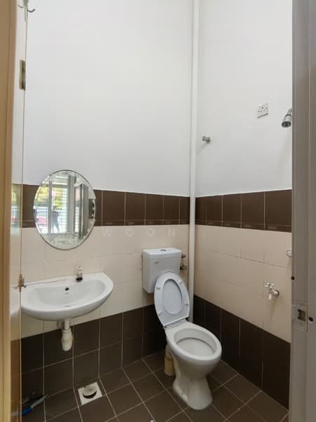Rumah Teres 1 Tingkat untuk Disewa di Taman Krubong Jaya (Krubong) - Woon . - Bathroom - PropertyGuru.com.my