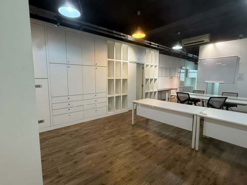Shop / Office for Rent in Kampung Sungai Kayu Ara (Petaling Jaya) - Sean Seng - Interior - PropertyGuru.com.my