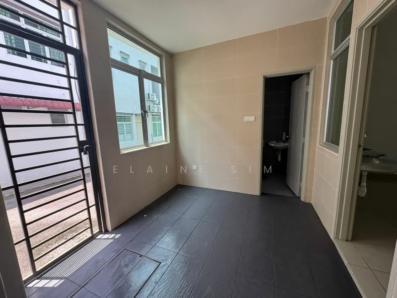 2-storey Terraced House for Sale in Bandar Putra (Kulai) - Elaine Sim - Interior - PropertyGuru.com.my