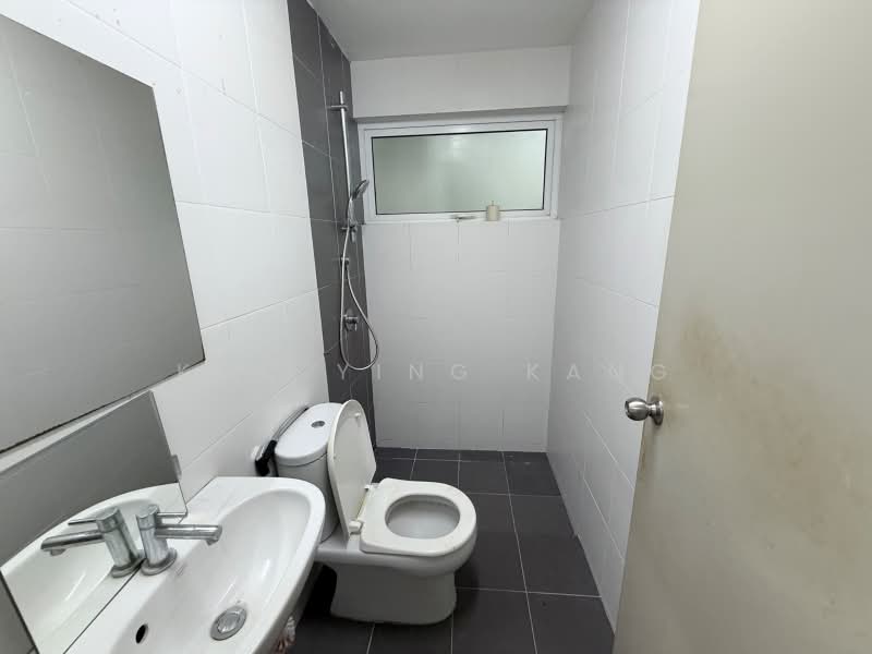 Service Residence for Rent at Pacific Place - Koo Ying Kang - Bathroom - PropertyGuru.com.my