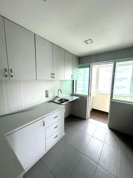 Kondominium untuk Disewa di Sutera Maya - Kelly Kok - Kitchen - PropertyGuru.com.my